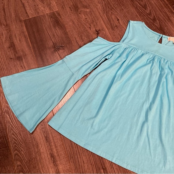 NWT Michael Kors shirt long sleeve cold shoulder bell sleeve - Picture 2 of 13